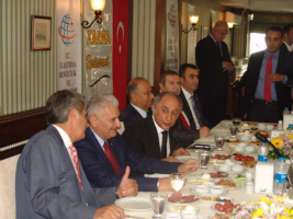 35-binali-yildirim-perpa-ticaret-merkezi031.jpg