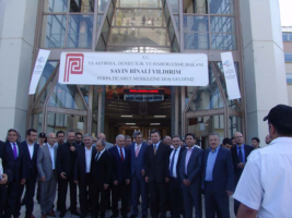 35-binali-yildirim-perpa-ticaret-merkezi089.jpg