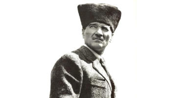 Cumhuriyetimizin Kurucusu Mustafa Kemal Ataturk'ü Anıyoruz
