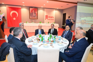 PERPA A ve B Blok Yönetimlerimizin ev sahipliğinde, İstanbul Ticaret Odası (İTO) Başkanı Şekib AVDAGİÇ’in katılımıyla gerçekleştirilen iftar yemeğinde PERPA esnafıyla bir araya geldik.