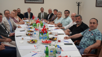 Perpa Ticaret Merkezi B Blok Yöneticiliği, A Blok Yöneticiliğimize iadeiziyarette bulundular.